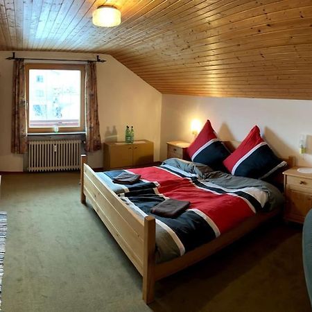 Schoene Unterkunft Mit Parkplatz Und Bikergarage Ohne Kueche Missen-Wilhams Exterior foto
